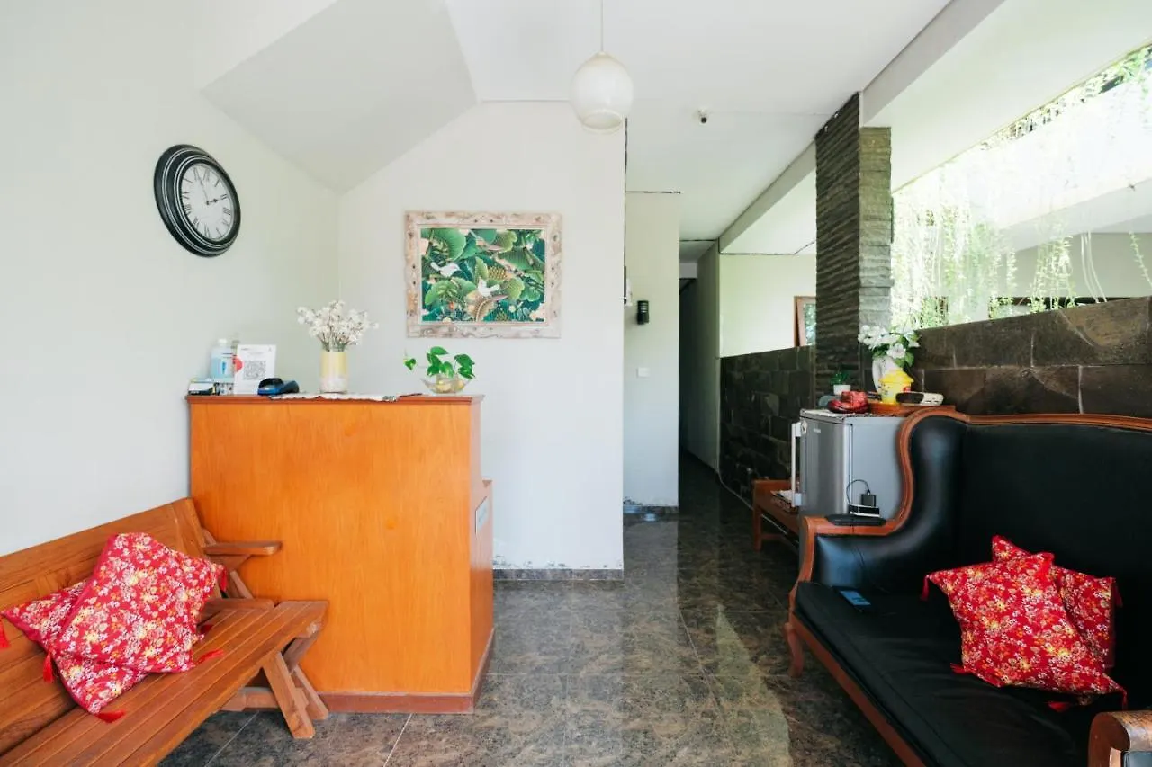 D'Tamblingan Guest House At Taman Griya Jimbaran Redpartner - Minimum Stay 30 Nights 2*,