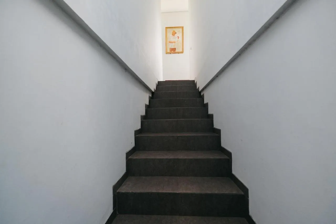 D'Tamblingan Guest House At Taman Griya Jimbaran Redpartner - Minimum Stay 30 Nights Hotel Jimbaran (Bali)